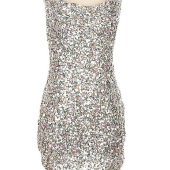astr the label dress - Picture 1 of 3